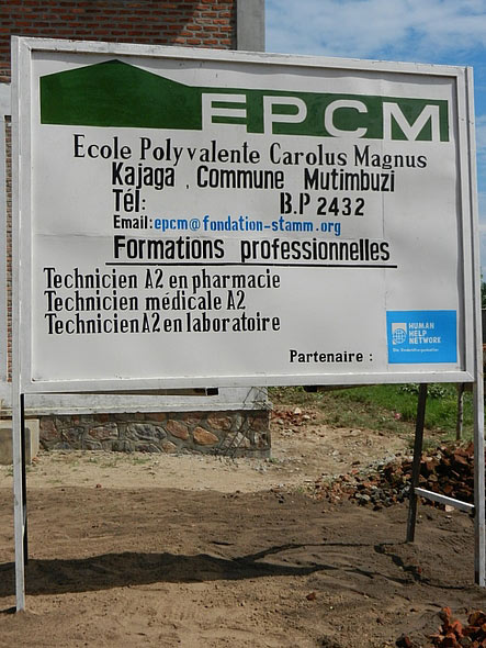 Burundi – Krankenpflege-Azubis des Projektzentrums Kajaga im Praktikum besucht