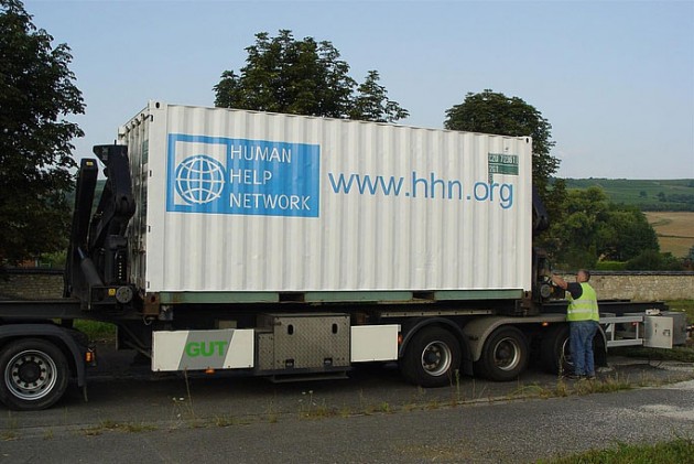 Hilfscontainer für den Südsudan und Burundi