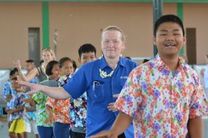 Joey Kelly besucht Kinderschutzprogramm in Thailand