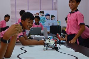 Robotik-Workshops im Kinderschutzzentrum der Human Help Network Foundation Thailand