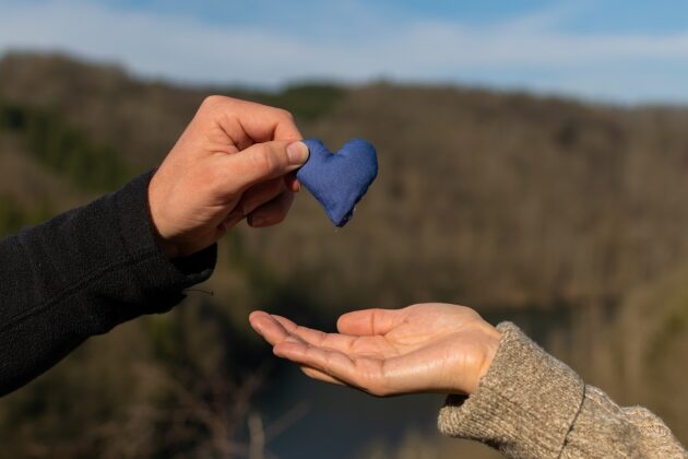Gemeinsam helfen – Schenken mit Verantwortung